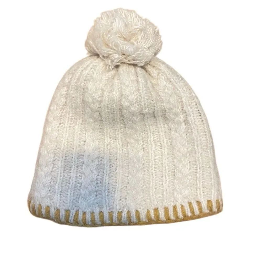 Universal thread winter hat, cream tan pom-pom made from recycled materials
